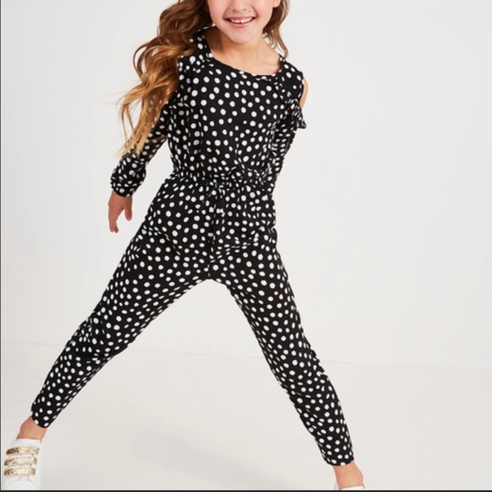 NWT fabkids cold shoulder jump suit-reasonable offers accepted! Esp w/ bundles!